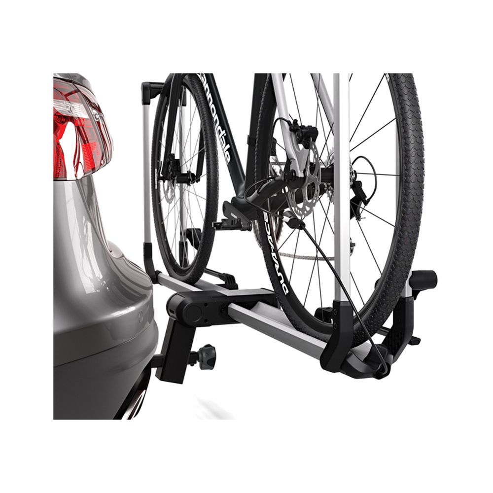 Thule Helium Platform XT 2 Bike Loading bikes onto the Thule bicycle rack